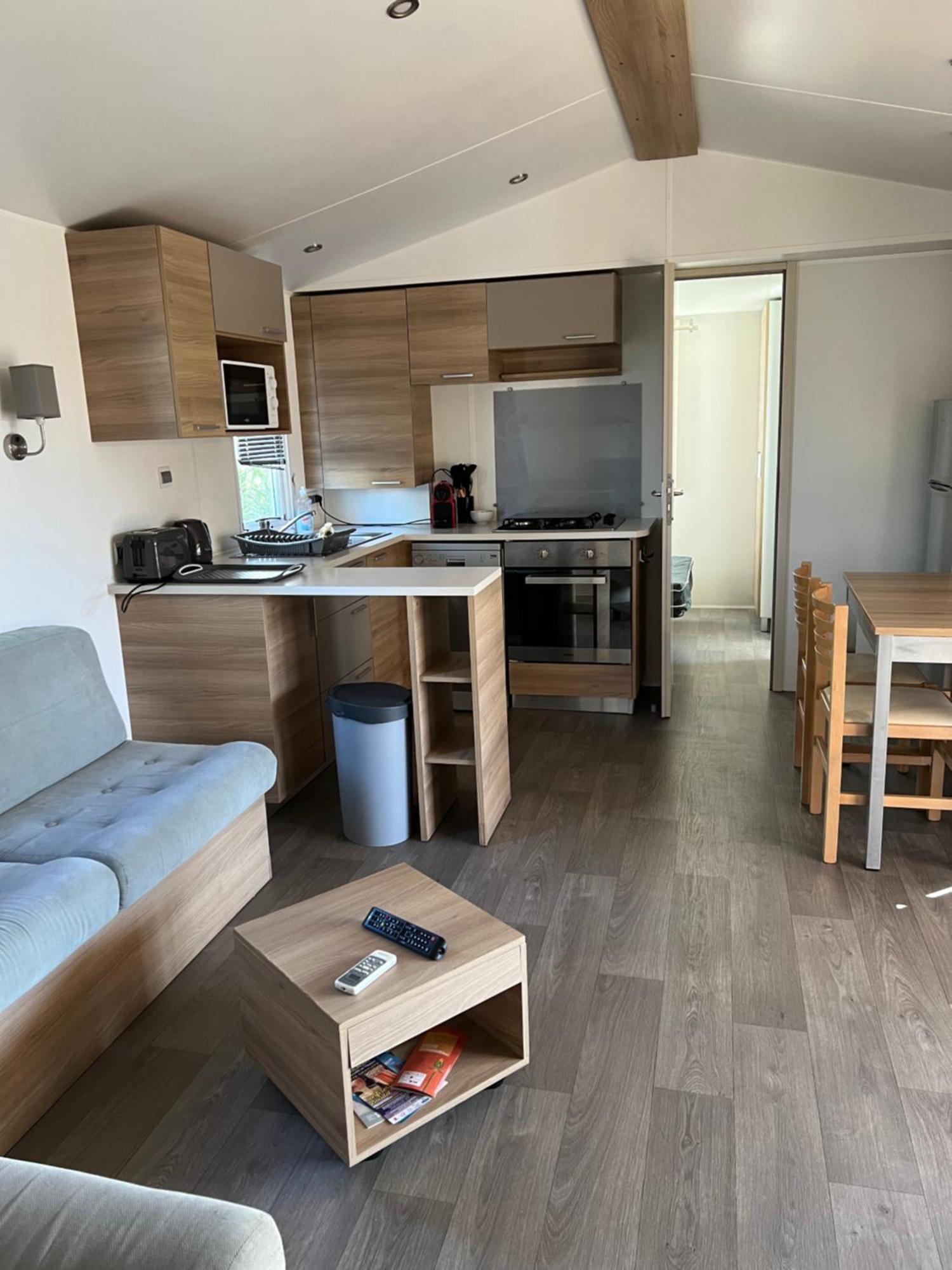 Mobilhome La Carabasse Vias Plage ภายนอก รูปภาพ