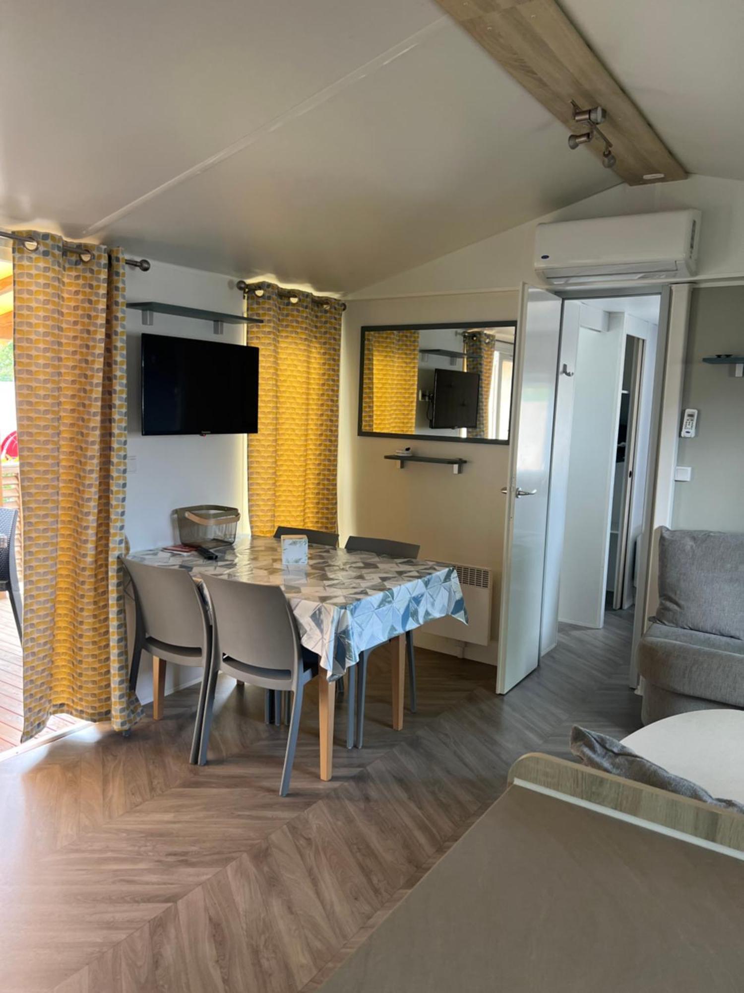 Mobilhome La Carabasse Vias Plage ภายนอก รูปภาพ